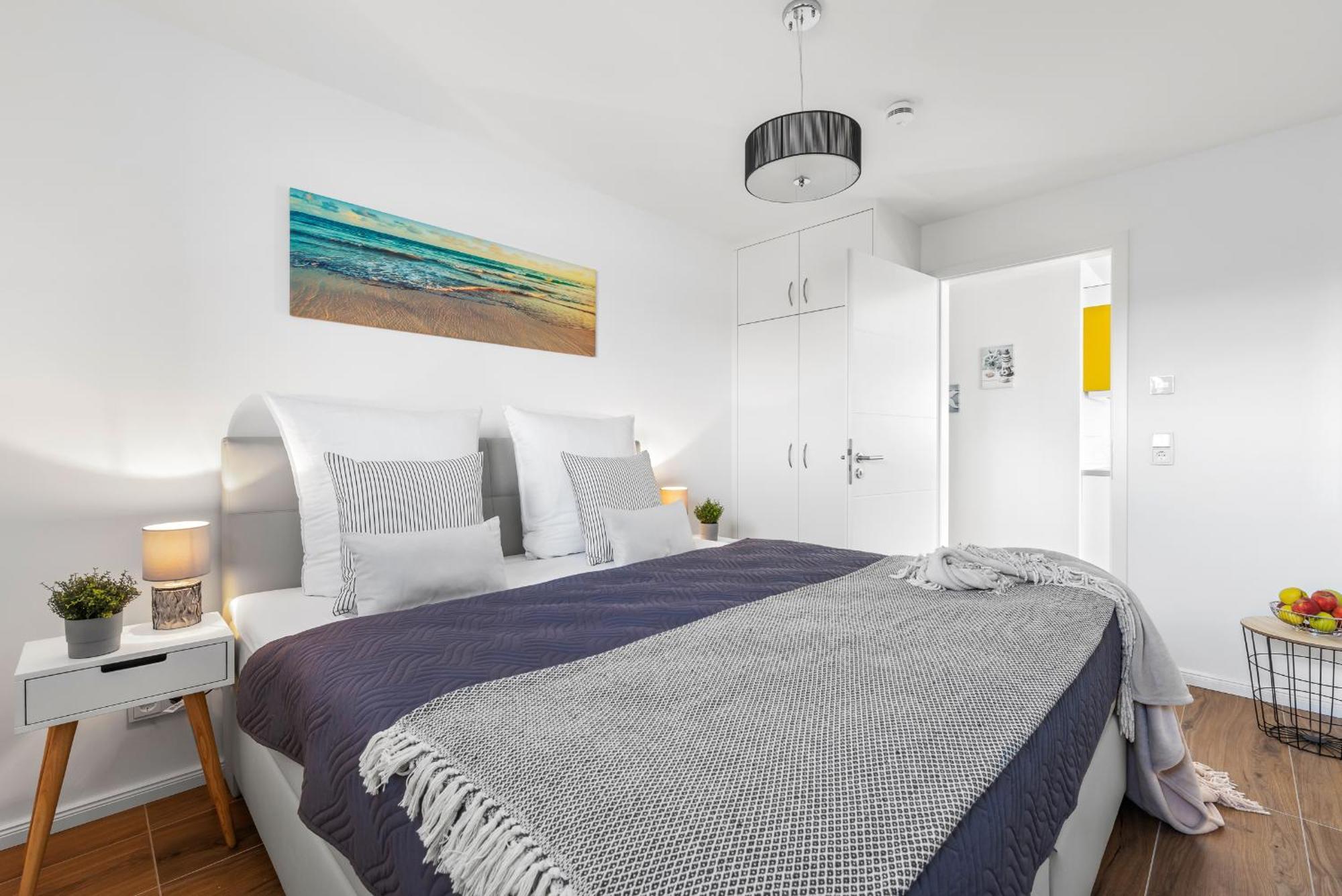 Brise- Direkt Am Wasser, Hafenblick, Fahrstuhl, Sauna, Ueberdachter Balkon 奥尔本尼兹 外观 照片